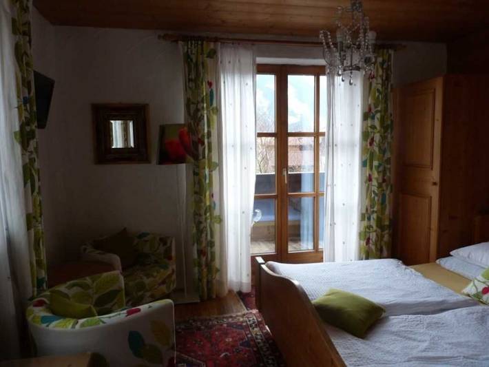 Ferienwohnung für 5 Personen, mit Balkon und Garten sowie Sauna und Seeblick in Uttendorf - 3