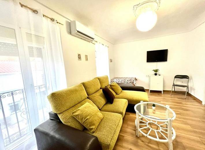 Gîte pour 5 personnes, avec vue et balcon à Santa Amalia - 2