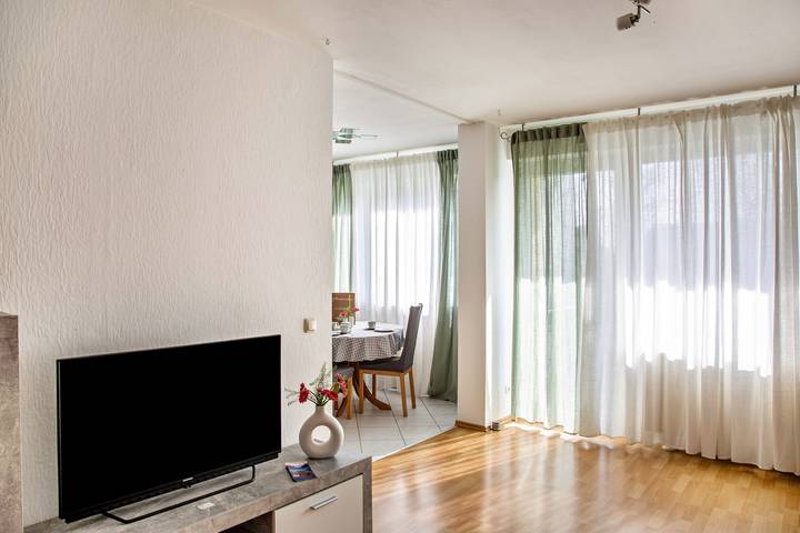 Ferienwohnung für 4 Personen, mit Balkon in Rheinhessen - 2