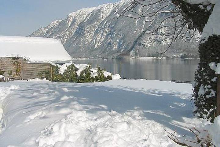 Ferienwohnung für 4 Personen, mit Balkon/Terrasse und Balkon sowie Terrasse und Seeblick in Hallstatt