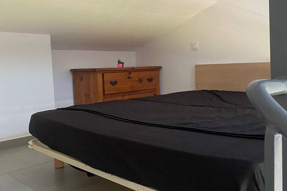 Apartamento entero, Furnished studio in the heart of Furiani  in Furiani, Cap Corse