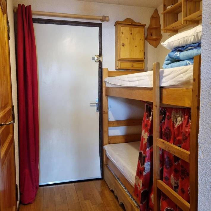 Gîte pour 4 personnes, avec vue et balcon dans Station de Monts Jura - 3