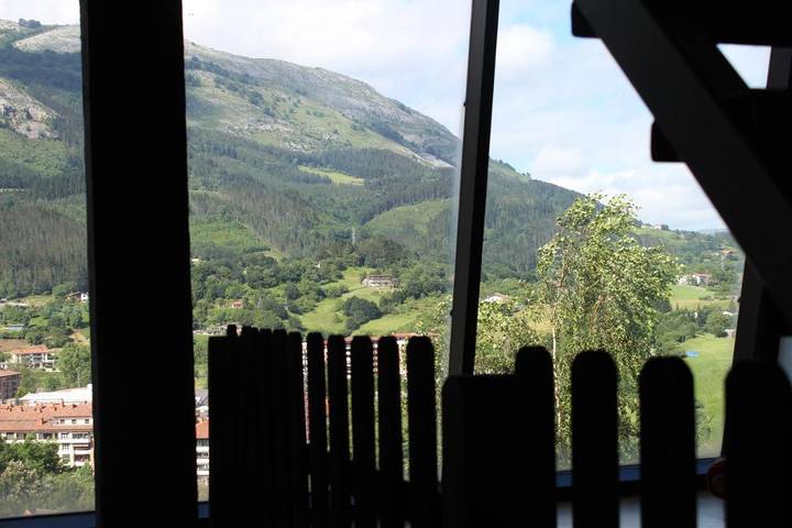 Casa de vacaciones para 10 personas, con terraza y vistas, Se admiten mascotas en Urola Costa - 2