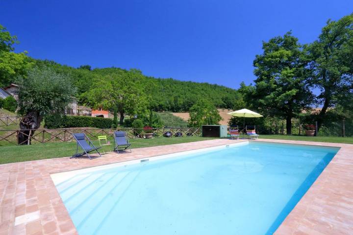 It's pure magic! Dont' miss this unique chance...a beautiful view and an exclusive stay will take yo-Villa Noce in Serrapetrona, Macerata Provinz