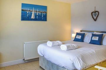 Cottage for 5 People in Bacton, Norfolk, Photo 2