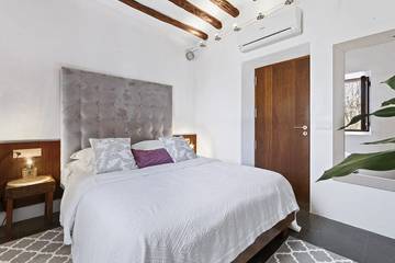 Chalet para 18 Personas en Sant Carles de Peralta, Santa Eulària des Riu, Foto 1