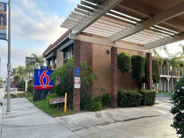 Apartamento entero, 2 camas tamaño queen | No fumadores, microondas in Santa Ana (california), Condado de Orange