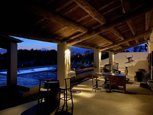 Chambre d’hôte pour 2 personnes, avec piscine et bassin pour enfant ainsi que vue et jardin à Saintes-Maries-de-la-Mer - 3