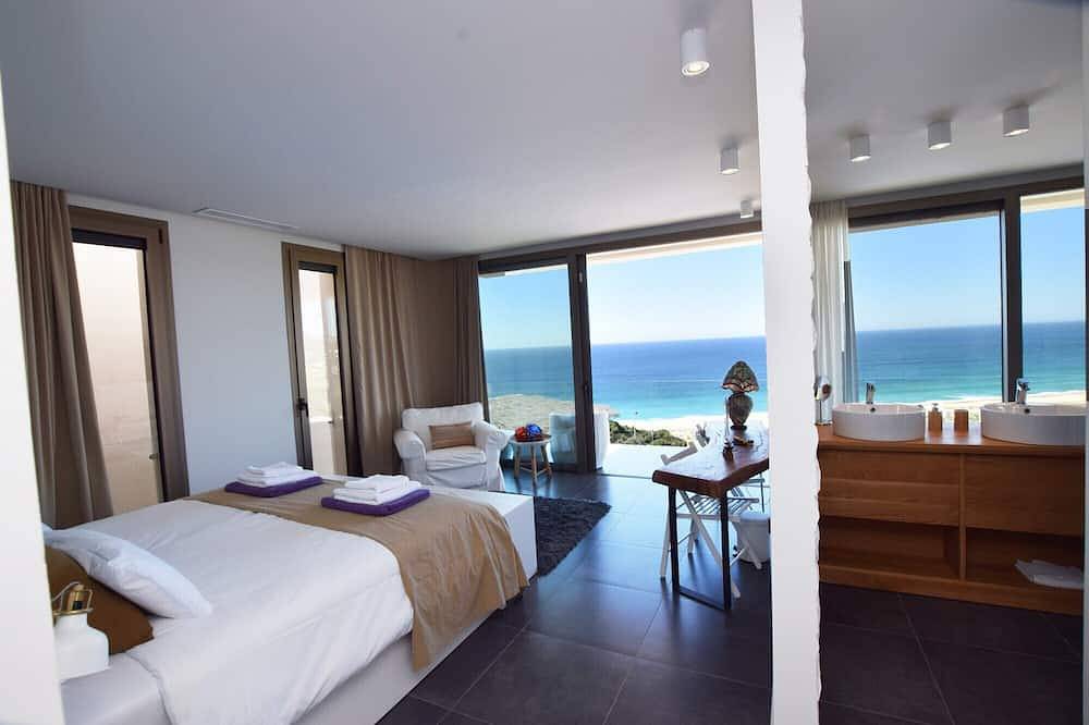 Magnífico chalet de diseño con impresionantes vistas al mar in Playa de los Alemanes, Tarifa