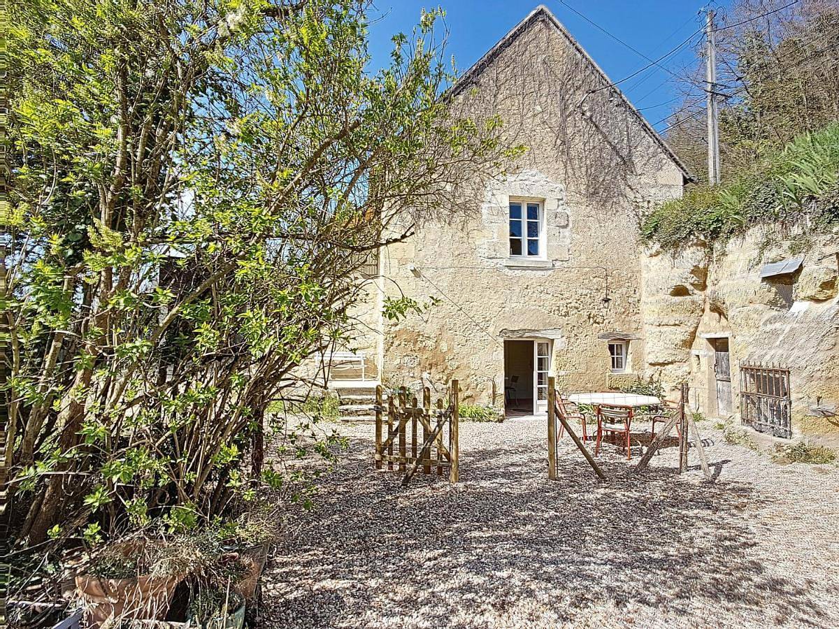 Two-Bedroom House in Châteauvieux, Région de Romorantin-Lanthenay