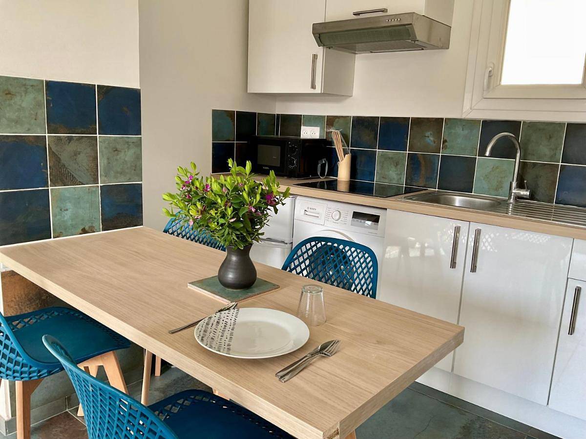 Appartement entier, App'Art Galerie Vue mer in Sausset-les-Pins, Côte méditerranéenne (France)