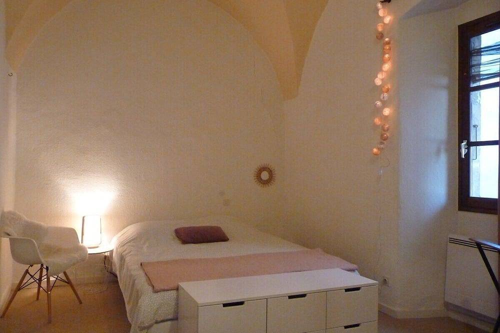 Clos Saint Roch family home in Viviers, Privas