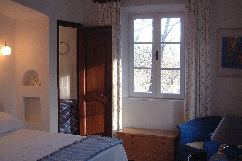 Landhaus in Weingärten nahe St Tropez. Verfügbarkeit im schönen Juni 2009! in Ramatuelle, Mittelmeerküste (Frankreich)