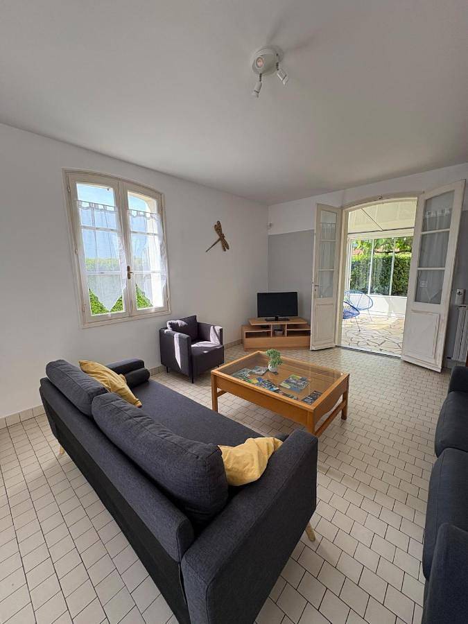 Location de vacances pour 8 personnes, avec jardin, animaux acceptés à Saint-Michel-en-l'Herm - 2