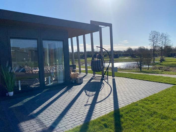 Ferienwohnung für 4 Personen, mit Terrasse und Garten sowie Ausblick und Seeblick, mit Haustier in Süsel - 3