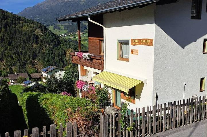Ganze Wohnung, Haus Marion - Ferienwohnung in Jerzens, Bezirk Imst