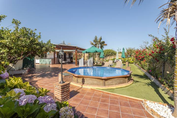 Ferienhaus für 4 Personen, mit Garten, mit Haustier in Nerja