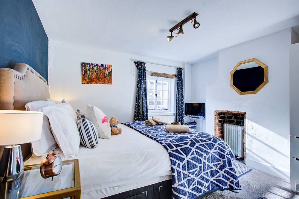 Cottage-Deluxe-Eigenes Badezimmer-Strassenblick in Farnham, Surrey