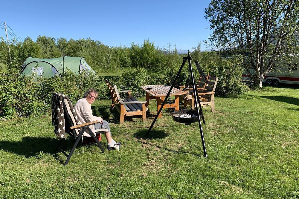 Idyllic fishing location in Målselva for camping and parking in Målselv
