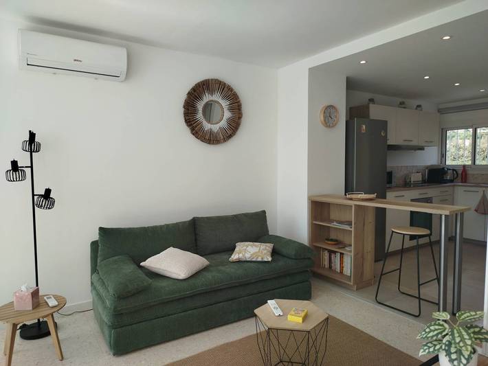 Ferienwohnung für 4 Personen, mit Balkon/Terrasse in Le Lavandou - 2