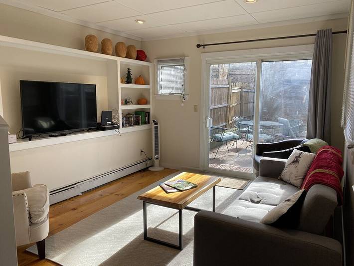 Vacation rental for 4 people, with yard and balcony in Providence