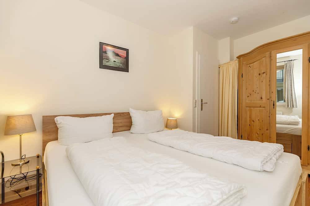 Ganze Wohnung, Ferienwohnung mit großem Balkon und Blick bis zum Meer in direkter Strandlage! in Kühlungsborn Weststrand, Kühlungsborn