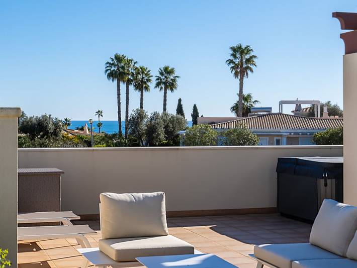 Gîte für 6 Personen, mit Balkon und Whirlpool sowie Terrasse und Garten