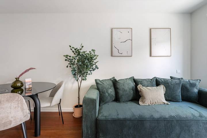 Ganze Wohnung, Ferienwohnung für 4 Personen mit Balkon in Porto, Porto Distrikt