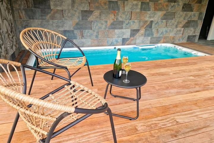 Casa de vacaciones para 4 personas, con sauna y jardín además de jacuzzi y terraza - 1