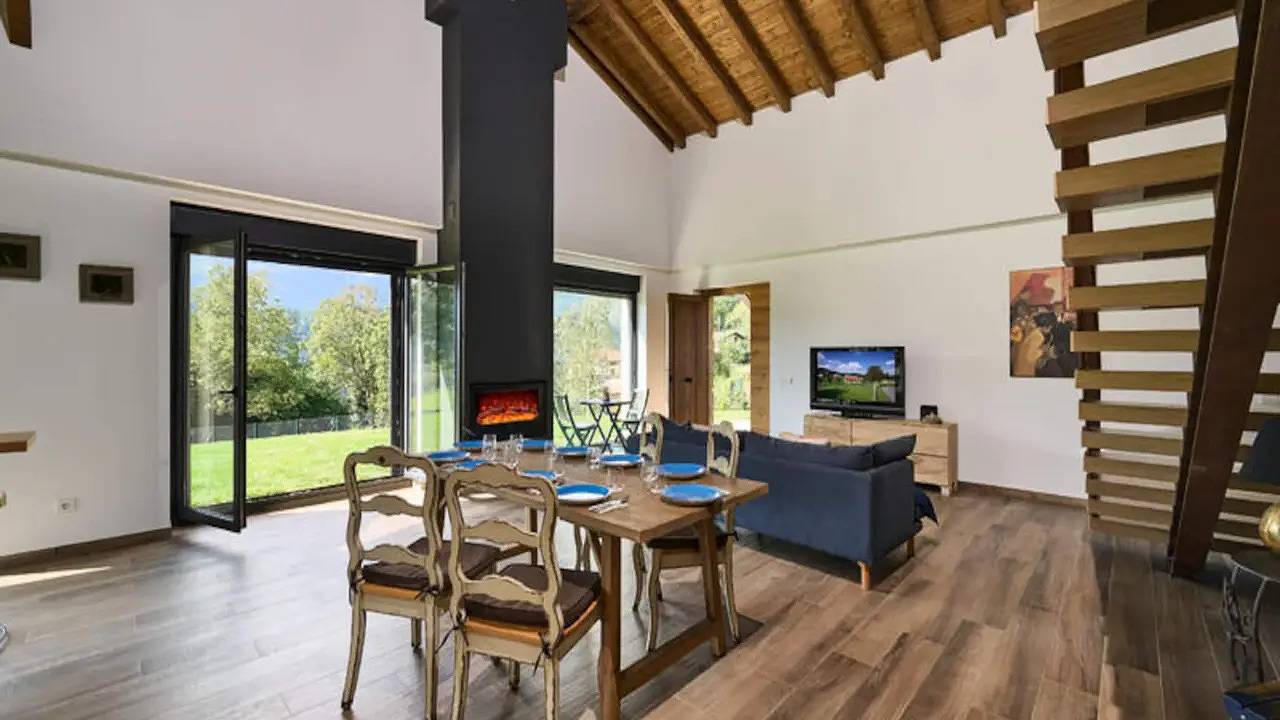 Apartamento vacacional entero, Apartamento de vacaciones para 9 personas con jardín in Ceánuri, Cordillera Cantábrica