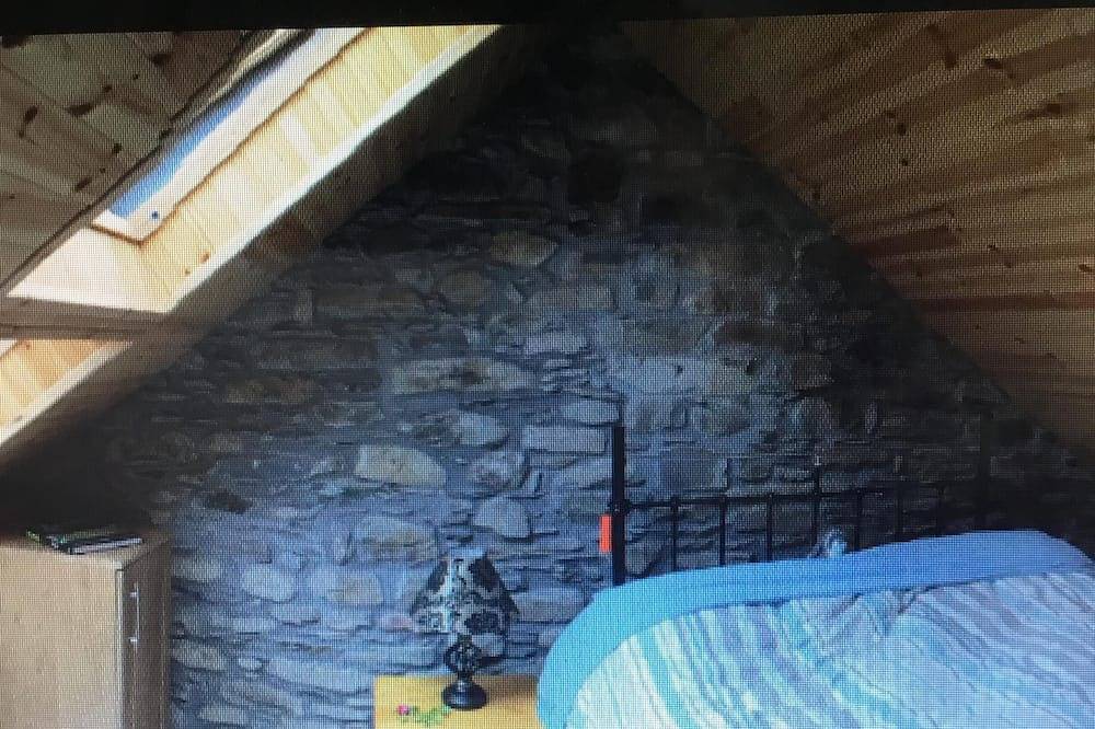 Tullig Rock a Beautiful Country Home; Also available, Stone Cottage in County Cork