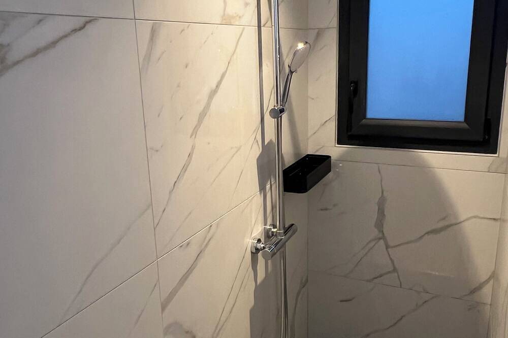 Entire apartment, Apartment T2 Garden and parking and 30 minutes from the coast landaise quiet in Tercis-les-Bains, Dax region