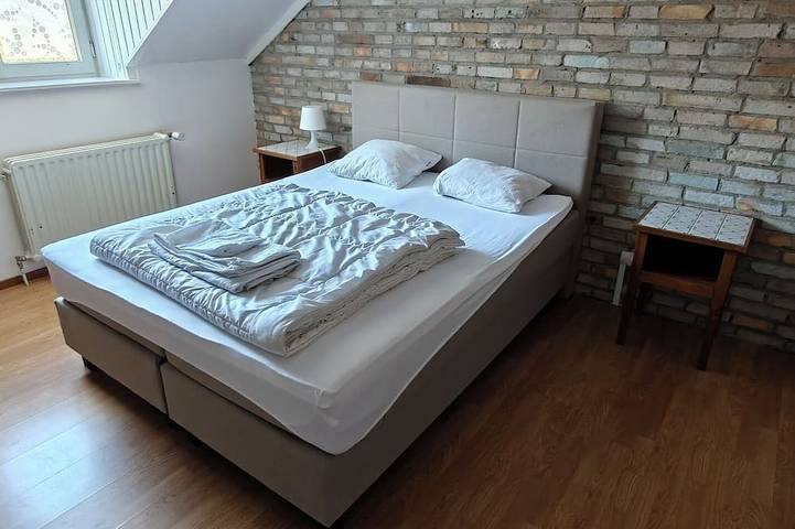 Gîte pour 12 personnes, avec jardin ainsi que jacuzzi et terrasse, animaux acceptés dans Longfaye - 3