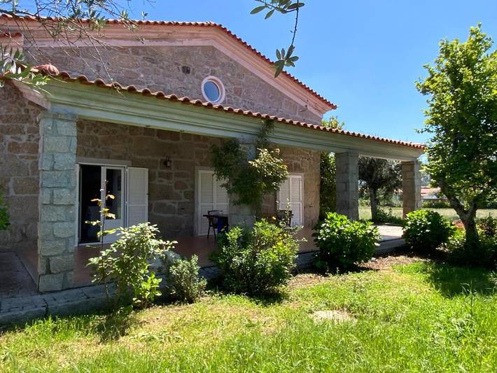 Casa de férias para 4 pessoas, com jardim e vista, com animais de estimação em Gouveia