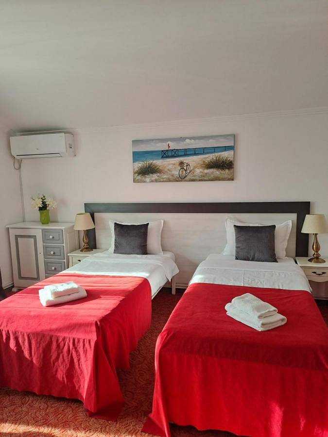 Gîte pour 3 personnes, avec vue et jardin dans Deva (Roumanie) - 2