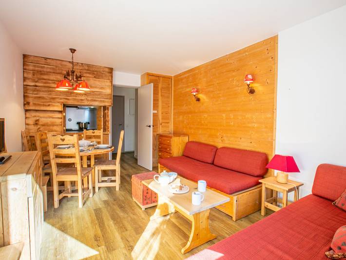 Gîte pour 6 personnes, avec balcon dans Office De Tourisme De Val D Isere - 2