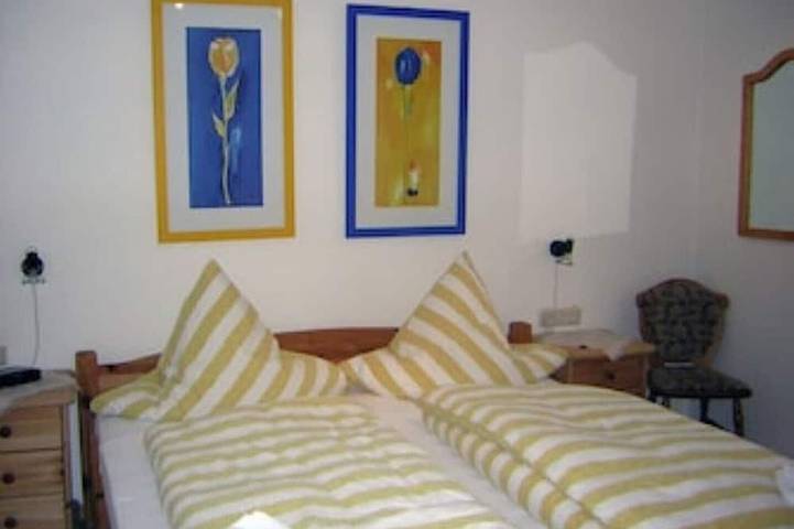 Ferienwohnung für 2 Personen, mit Balkon und Garten - 1