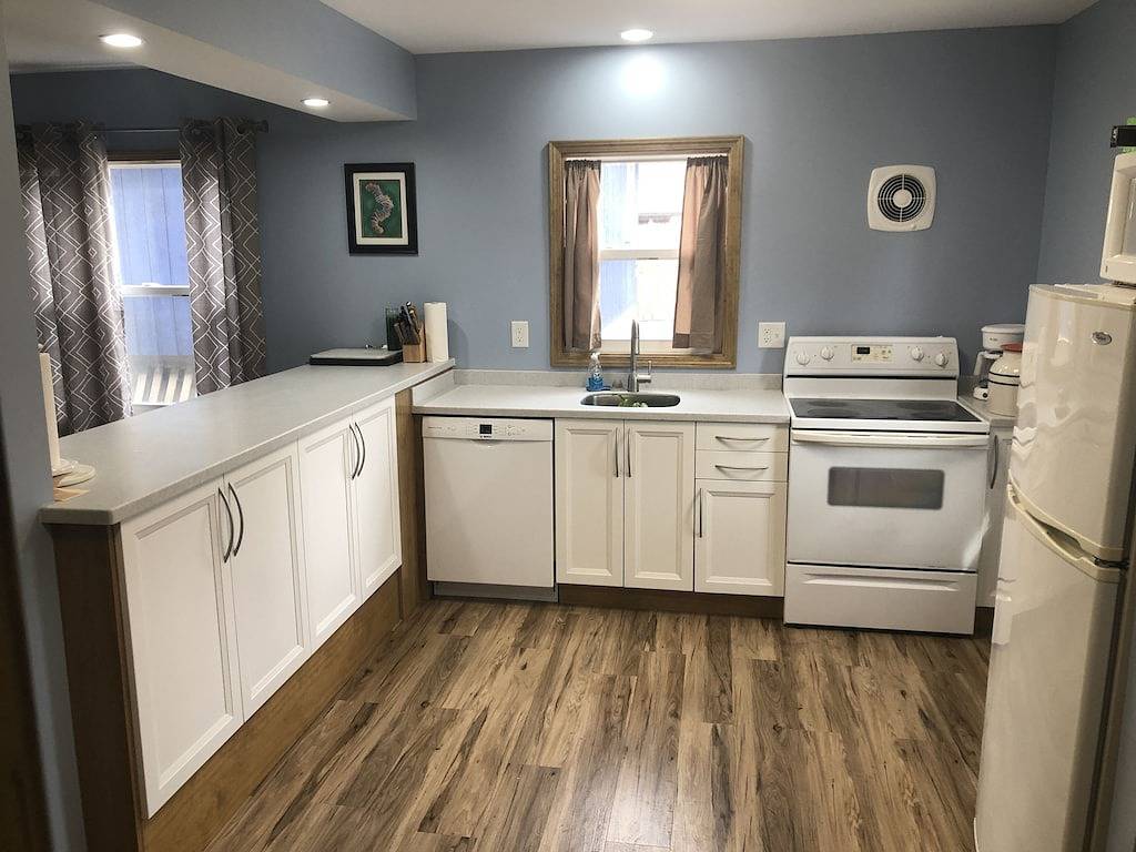 Lakefront home Wonder Lake Il - Close to Lake Geneva and Twin Lakes Wi in McHenry County