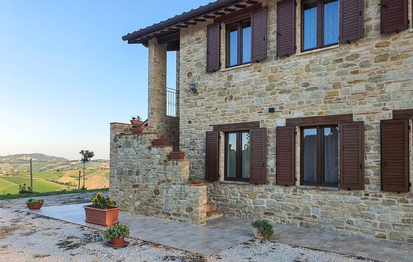 Ferienhaus für 5 Personen mit Terrasse in Montedinove, Ascoli Piceno Provinz