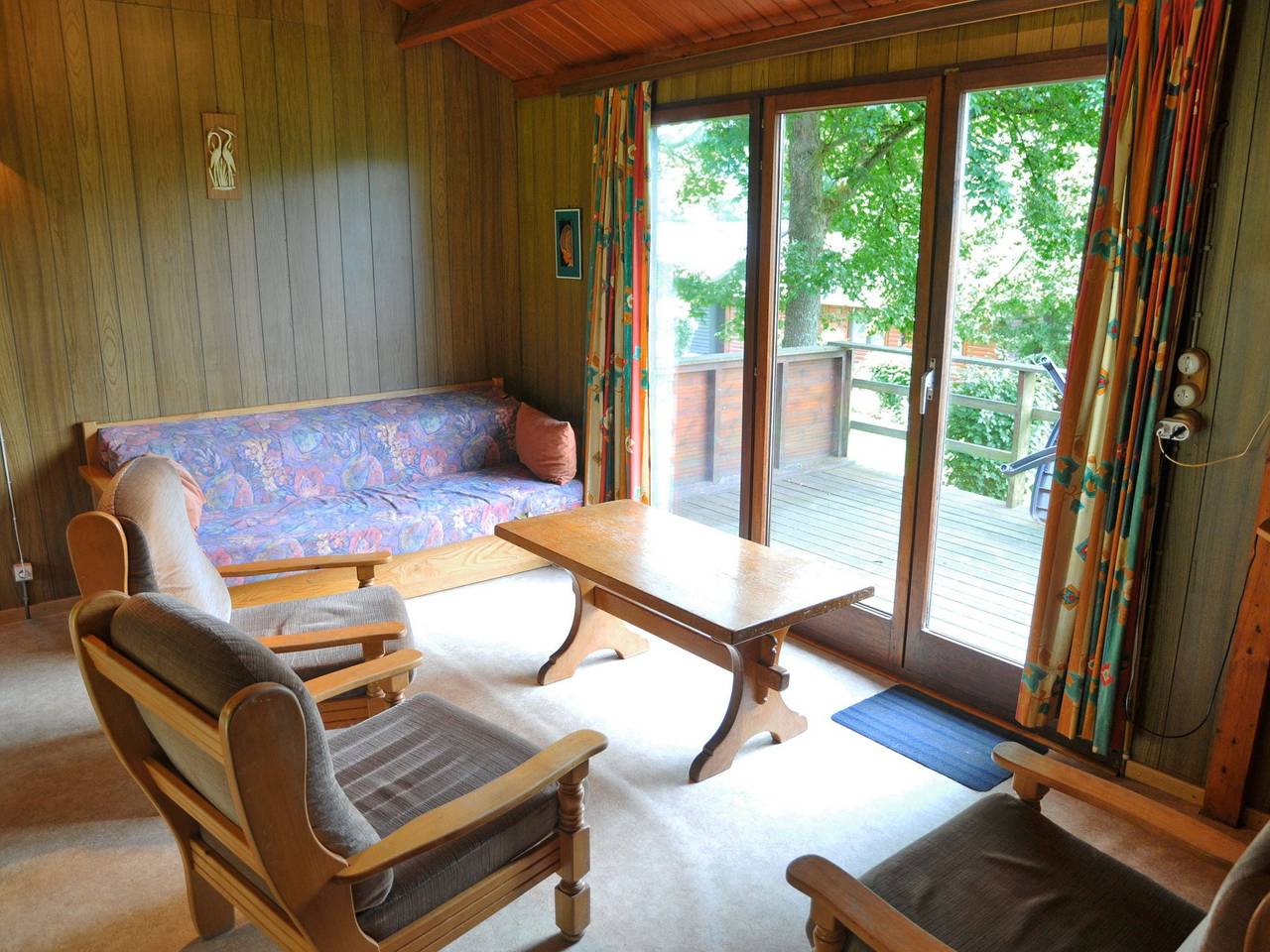Bungalow in Belgien bei grünen Hügeln in Jupille, Rendeux