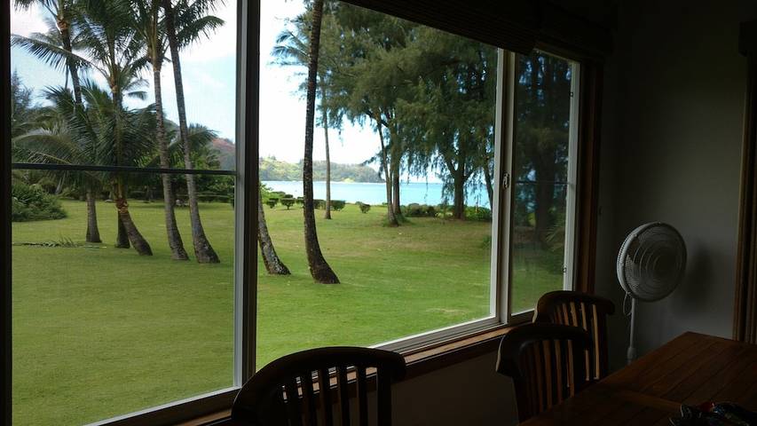 Vacation rental for 8 people, with balcony and yard in Hanalei