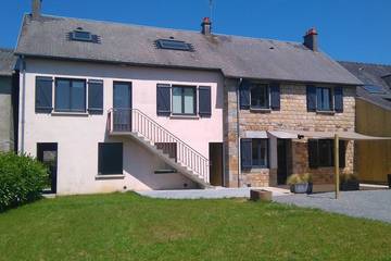 Gîte pour 10 personnes, avec terrasse et jardin à Saint-Martin-des-Champs (Avranches)