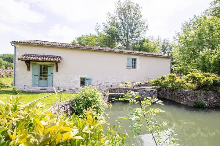 Gîte pour 6 personnes, avec jardin, animaux acceptés