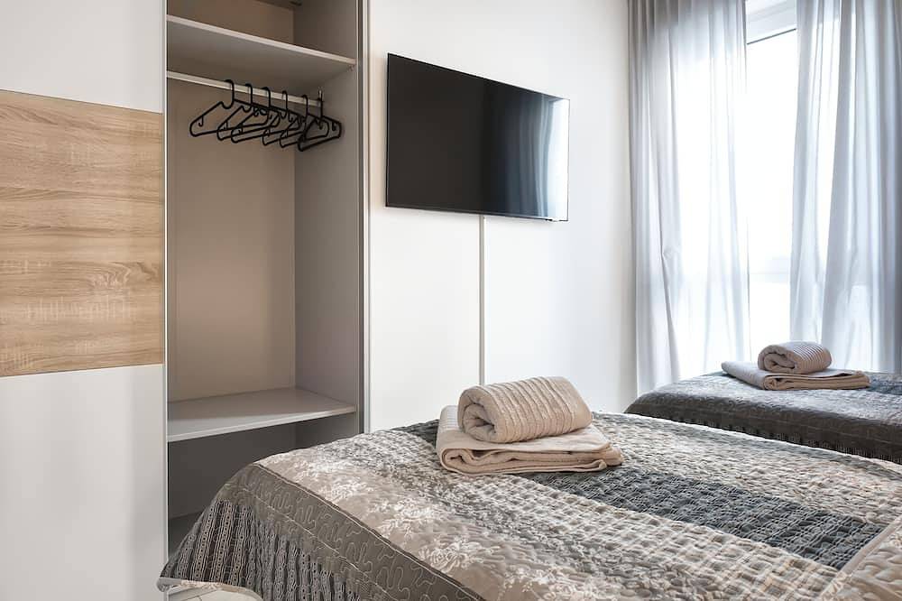 Ganze Wohnung, Modern Wohnen mit Smarttv, Parkplatz und Küche in Rehme, Bad Oeynhausen