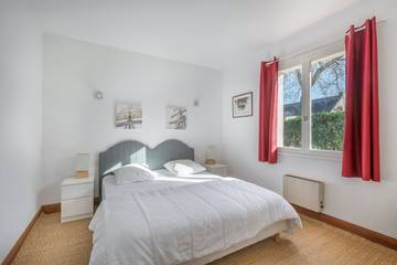 Holiday Rental for 11 People in Sarzeau, Vannes region, Photo 4