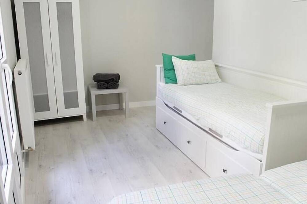 Entire apartment, Apartamentos Logroño Centro in Logroño, La Rioja Province