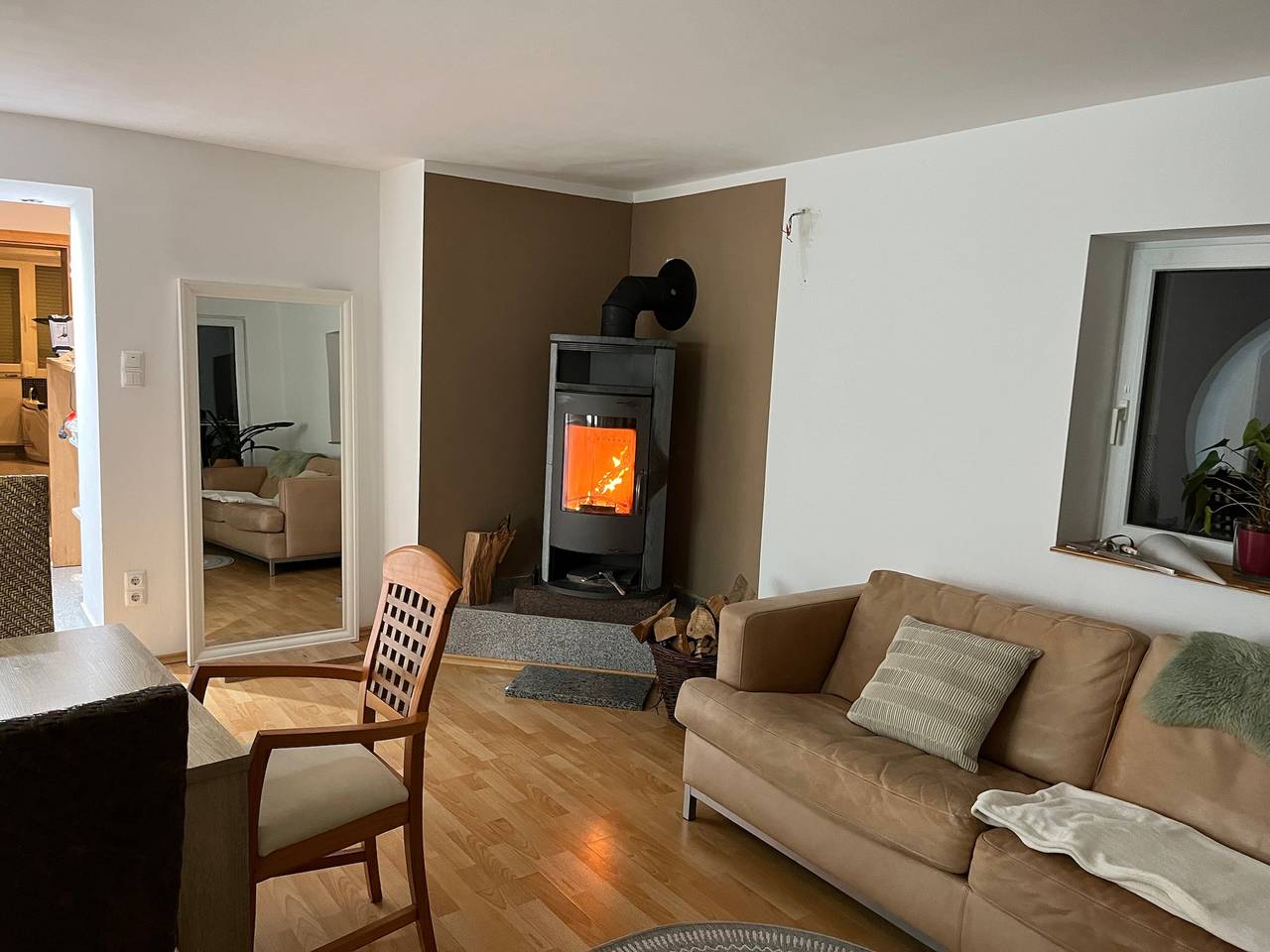 Entire apartment, Apartment 'Wohnung Mit Dachterrasse' with Private Terrace, Shared Garden and Wi-Fi in Absberg, Franconian Lakes