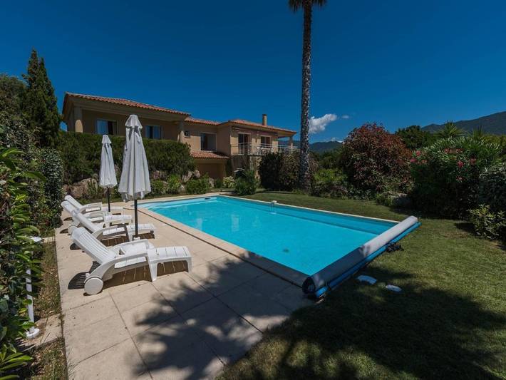 Location de vacances pour 6 personnes, avec Terrasse ainsi que Jardin et Piscine à Sant'Andréa-d'Orcino - 2