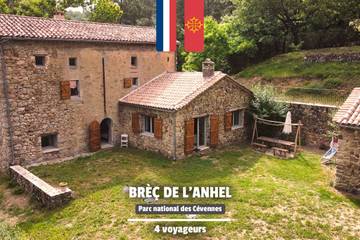 Gîte pour 4 personnes, avec jardin à Saint-Paul-la-Coste