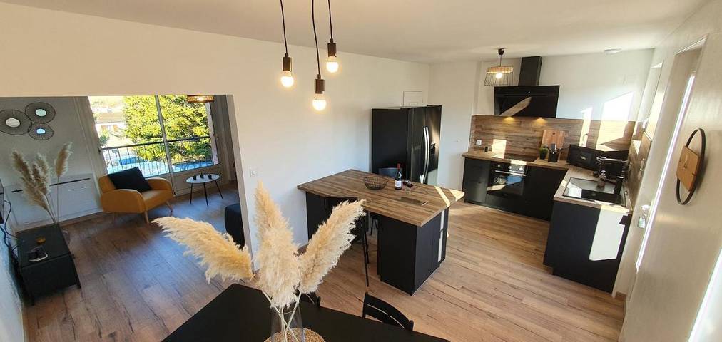 Gîte pour 6 personnes, avec jardin et vue à La Couronne - 3